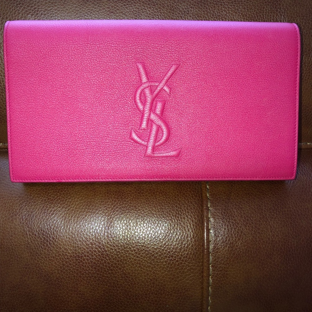 YSL Clutch Open to Trade😊😊😊
